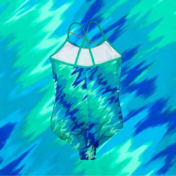 NIKE Girls One piece bathing suit - Picture 6 of 11